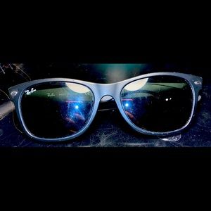 Ray-Ban used